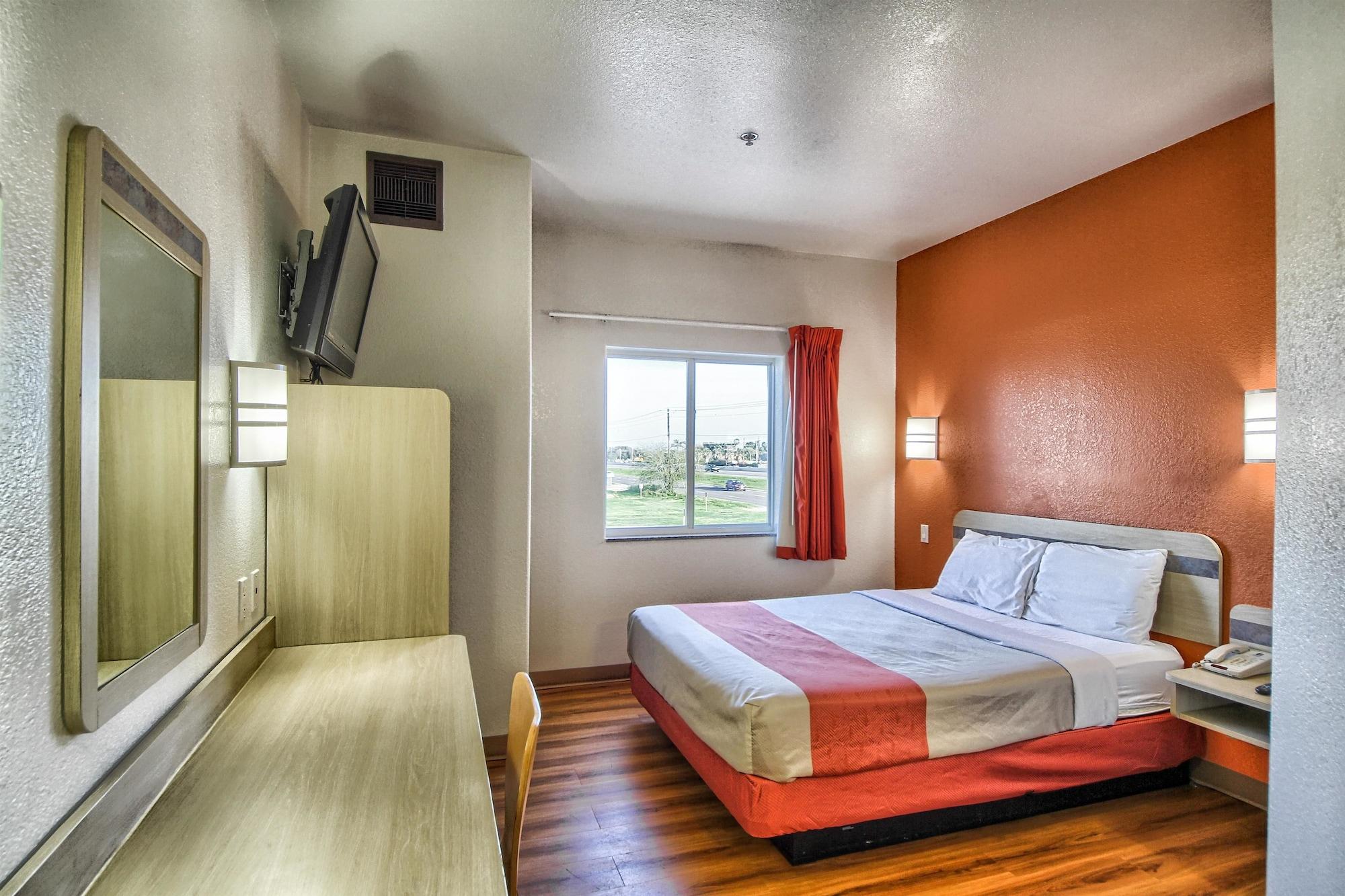 Motel 6-Mission, Tx Bagian luar foto