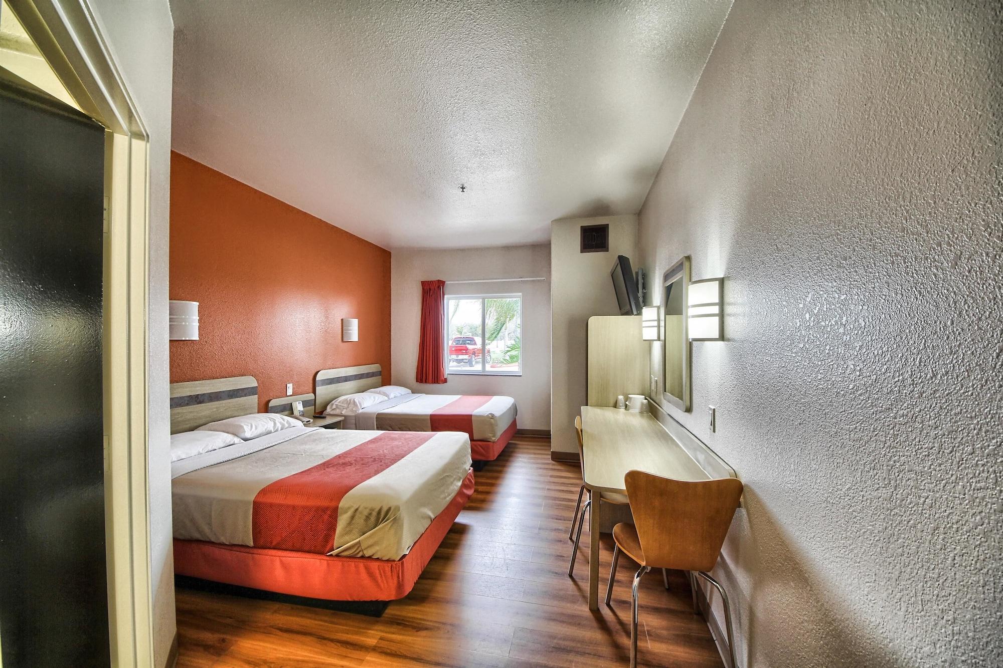 Motel 6-Mission, Tx Bagian luar foto
