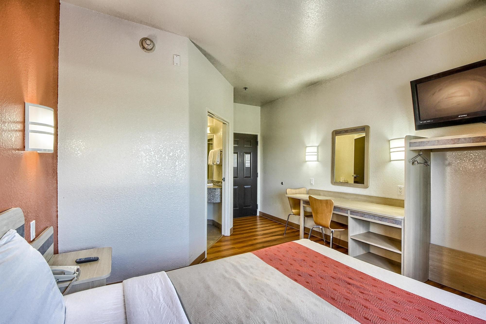 Motel 6-Mission, Tx Bagian luar foto