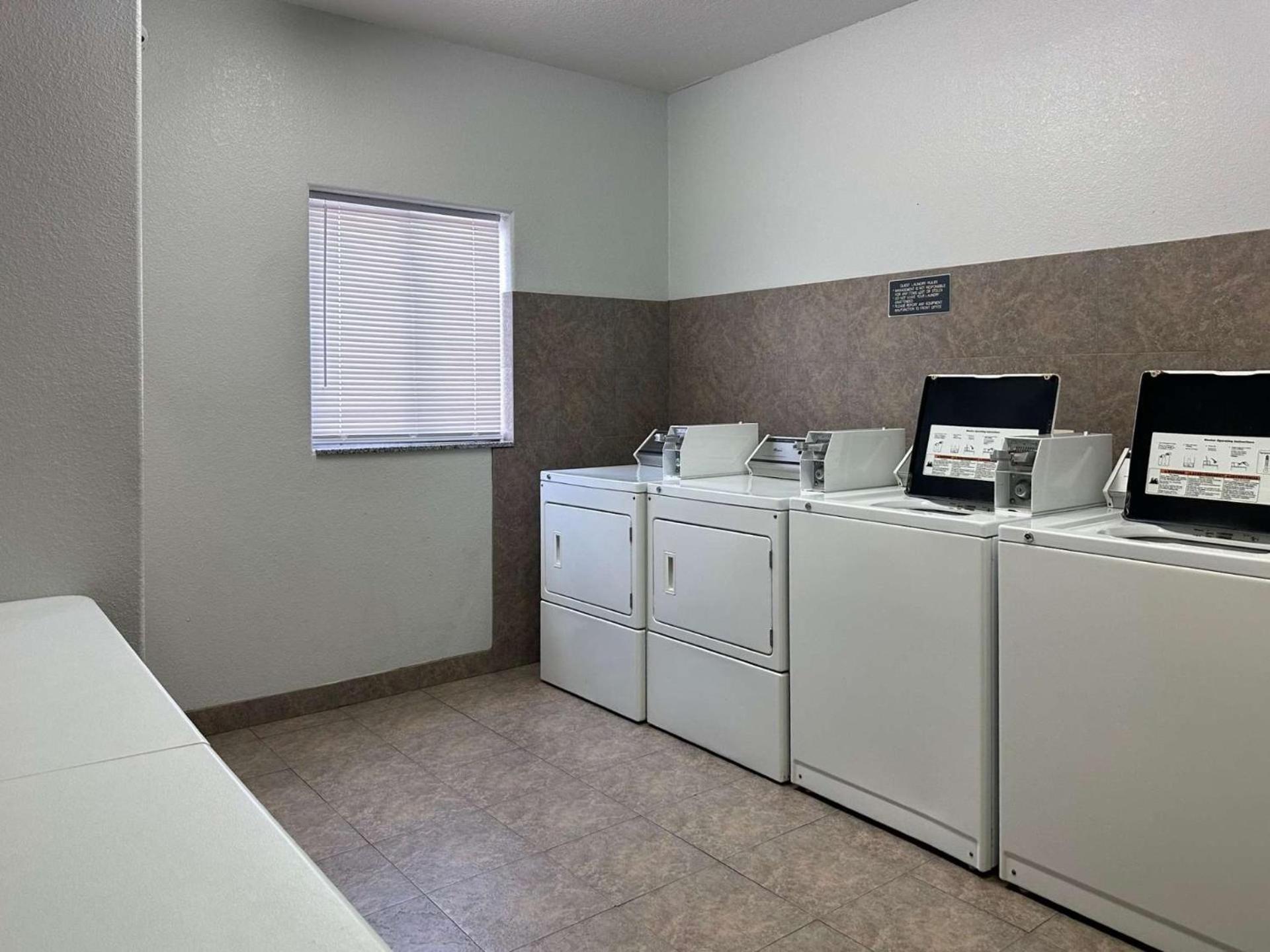 Motel 6-Mission, Tx Bagian luar foto